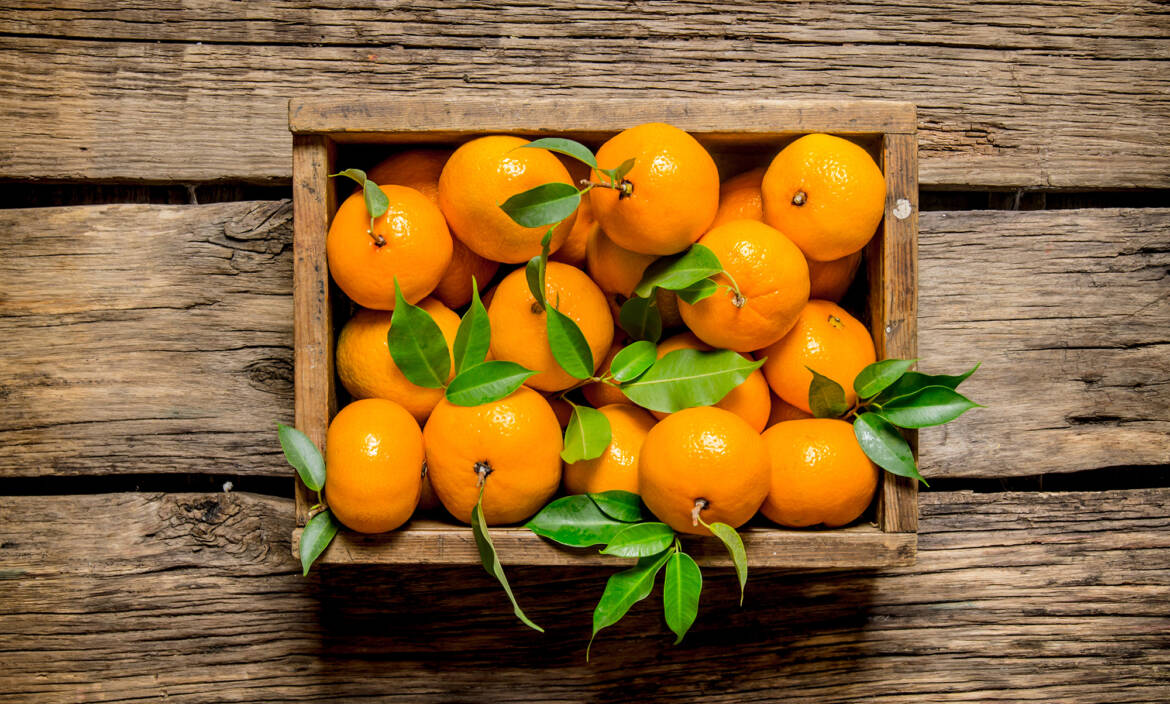 mandarins_wood_box.jpg